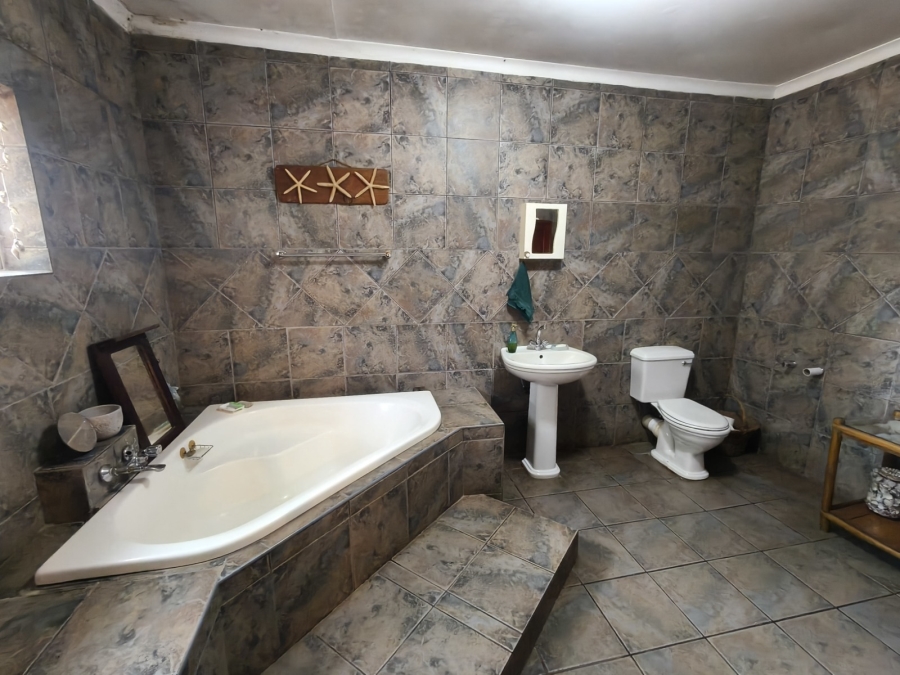 3 Bedroom Property for Sale in Rustenburg Rural North West
